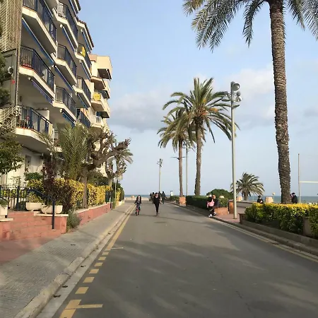 Apartamento Primera Linea De Mar Con Espectaculares Vistas * Sant Pol De Mar